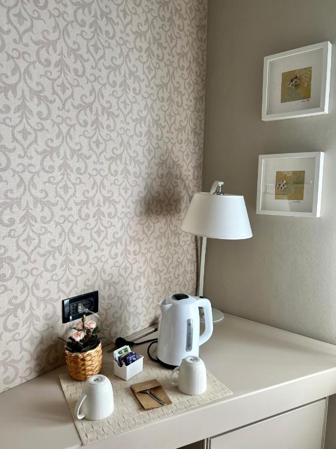 Hotel La Pace 산마우로토리네세 외부 사진